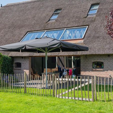 Grandeur Farmhouse In Dwingeloo At A National Park Villa Exterior photo